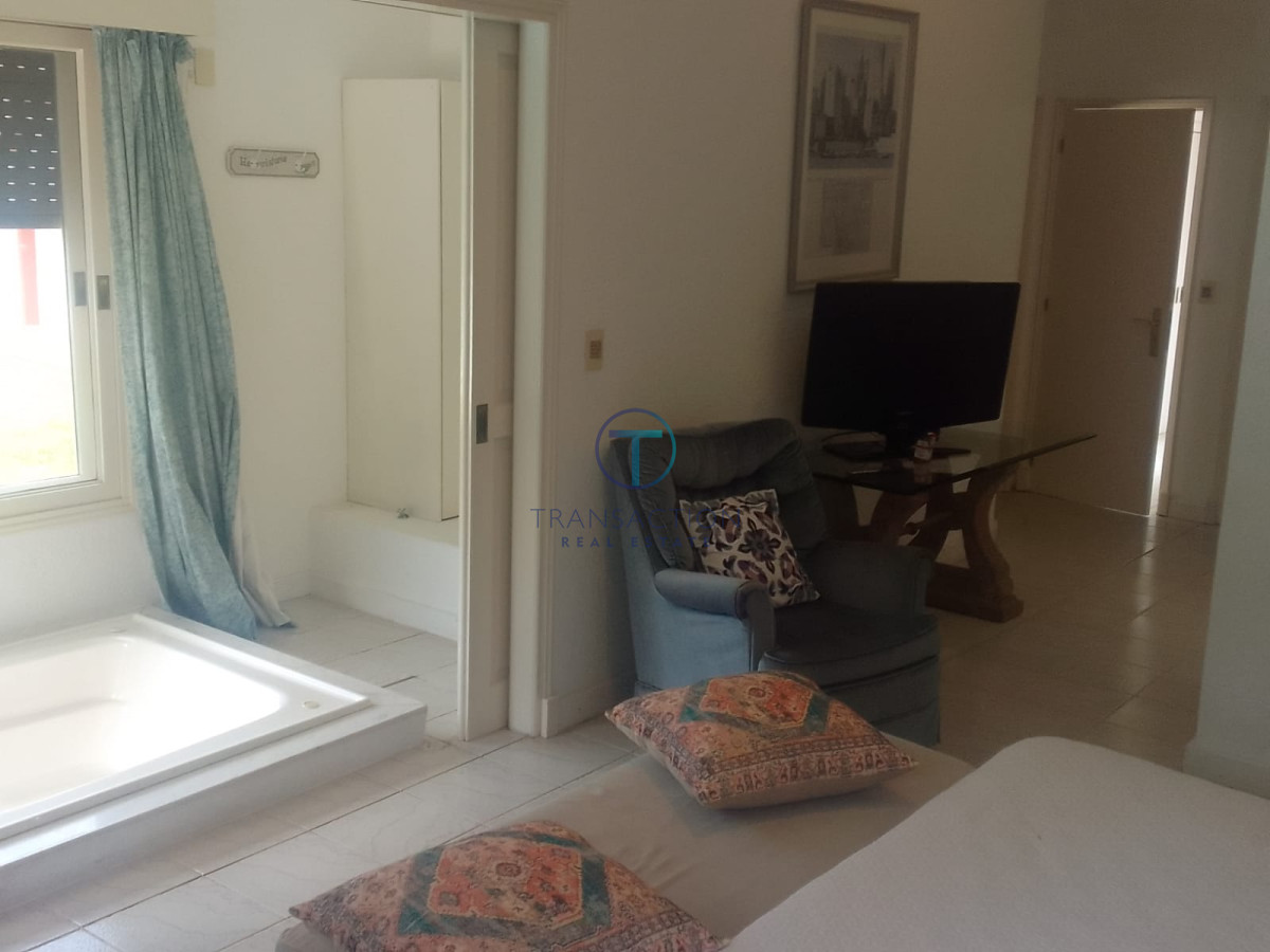Casa ID.48/Alquieler-de-temporda-en-San-Rafael - Venta - Casa El Patio - San Rafael - Punta del Este