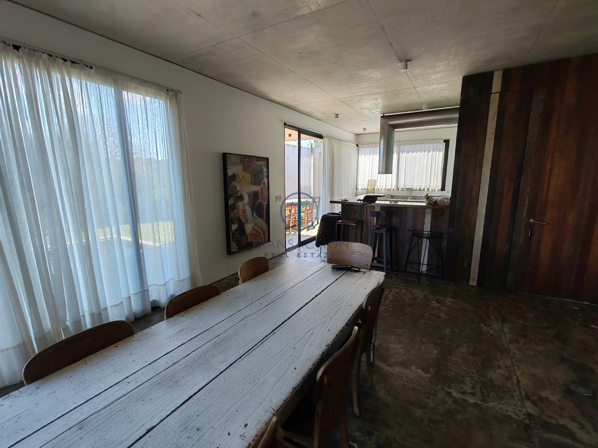 Casa ID.376/CASA-EN-VENTA-Y-ALQUILER- - Casa en Manantiales, Punta Piedras