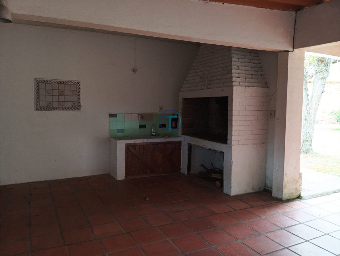 Casa ID.1485/Alquiler-temporario,-casa-4-dormitorios - Casa en Punta del Este, 