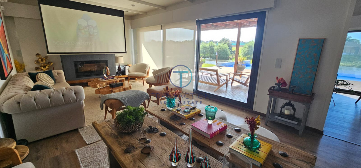 Casa ID.1517/Casas-en-Venta--Transaction-Real-Estate - CASA EN PUEBLO MIO