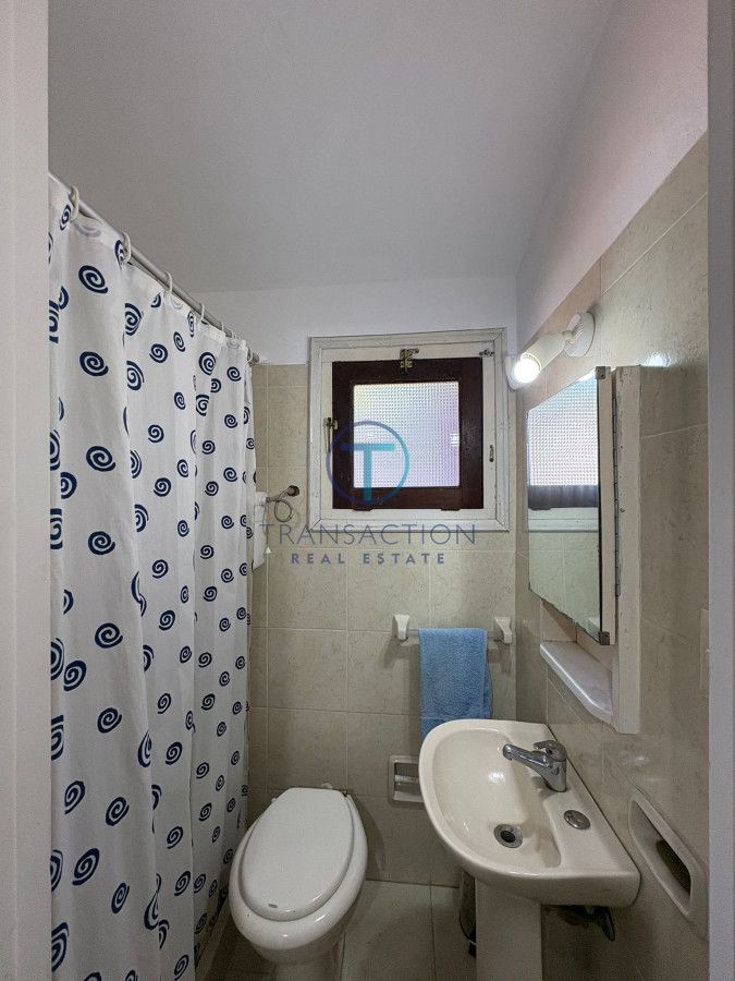 Casa ID.1556 - Vendo Casa en zona colegios