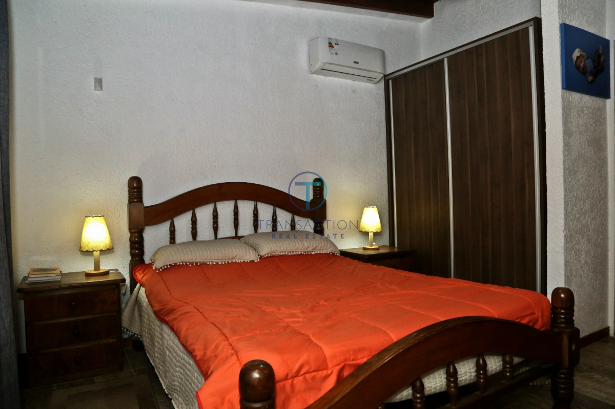 Casa ID.347/ - Venta -Casa en Pinares, Punta del este