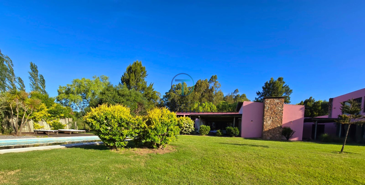 Casa ID.1143/Casa-a-la-Venta-En-San-Rafael,-Punta-del-Este - Chacra de 3 Hectáreas a La Venta en La Barra, Punta del Este 