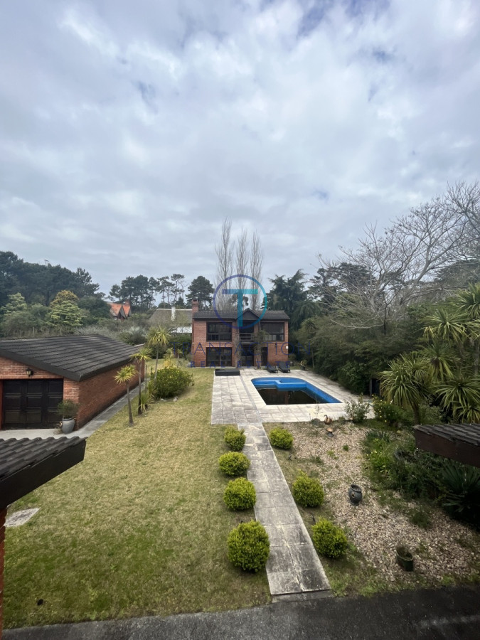Casa ID.574/  - Venta casa en Beverly Hills, Punta del este