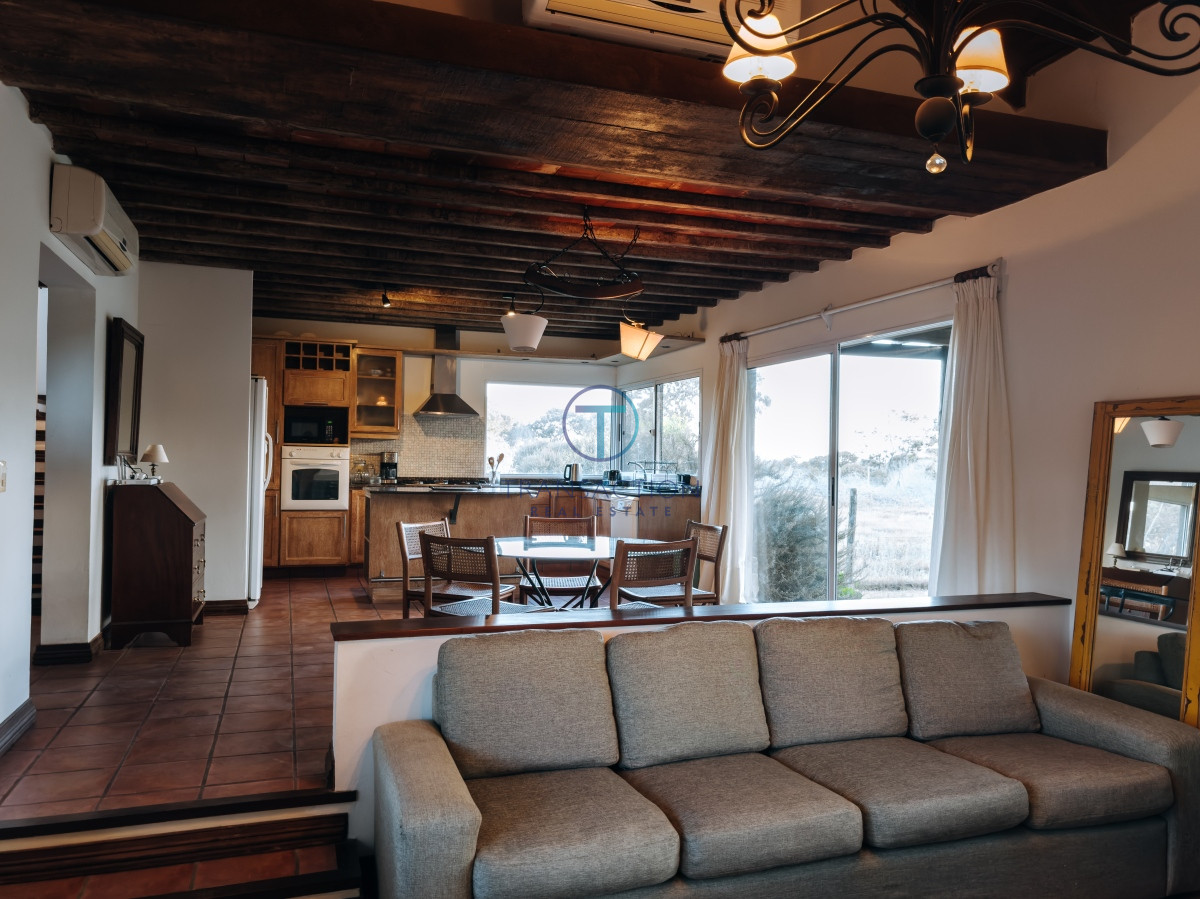 Casa ID.1054/  - Venta - Casa Celear - Arenas de Jose Ignacio 