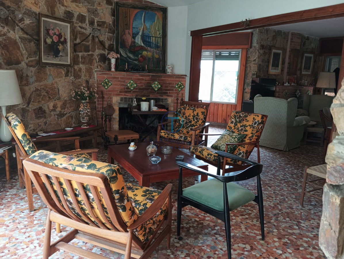 Casa ID.1485/Alquiler-temporario,-casa-4-dormitorios - Casa en Punta del Este, 