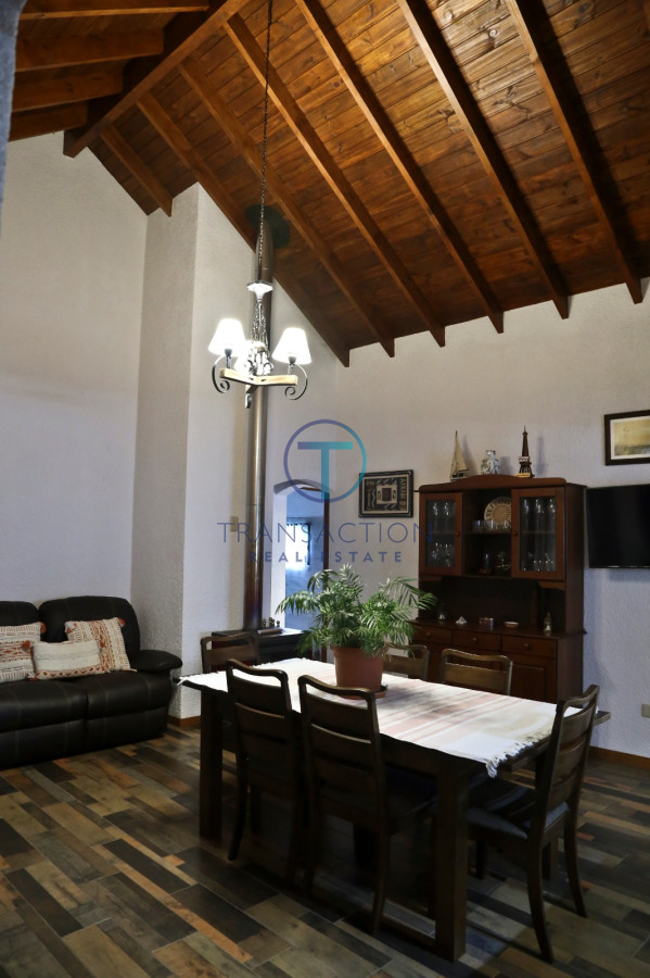 Casa ID.347/ - Venta -Casa en Pinares, Punta del este