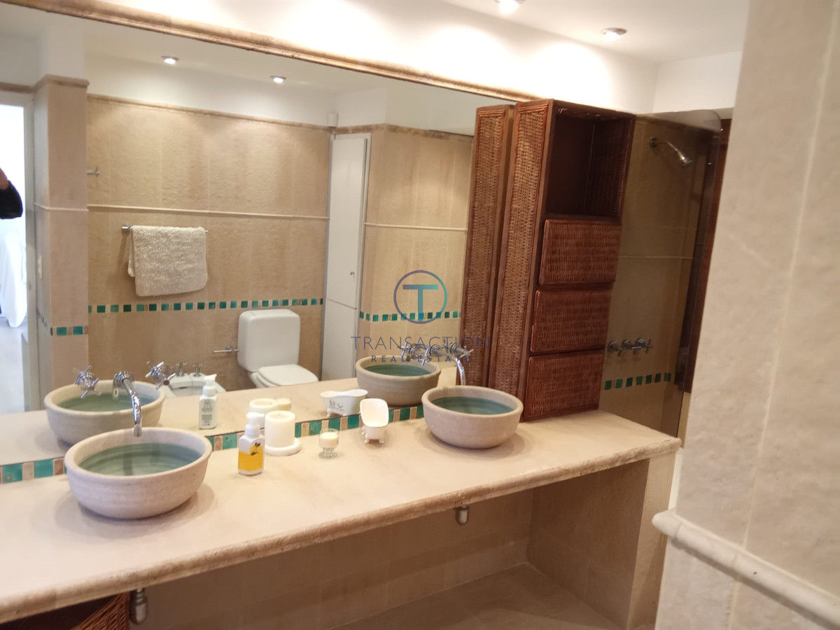 Casa ID.412/Venta-casa-en-la-Barra,-Punta-del-este - Casa en Punta del Este, San Rafael