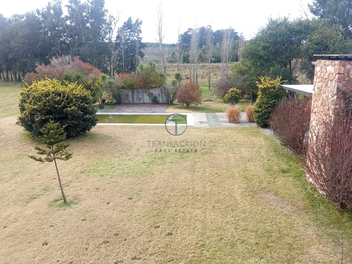Casa ID.1143/Casa-a-la-Venta-En-San-Rafael,-Punta-del-Este - Chacra de 3 Hectáreas a La Venta en La Barra, Punta del Este 