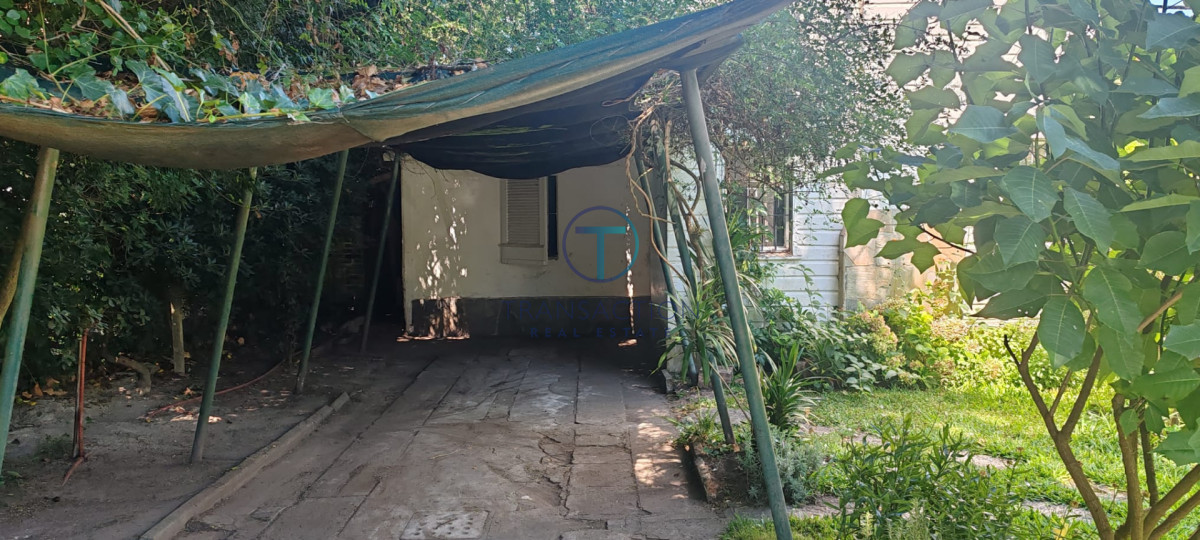 Casa ID.1603/Venta--Casa-de-3-dormitorios--Playa-Mansa - CASA EN VENTA, PARADA 12 DE LA MANSA 