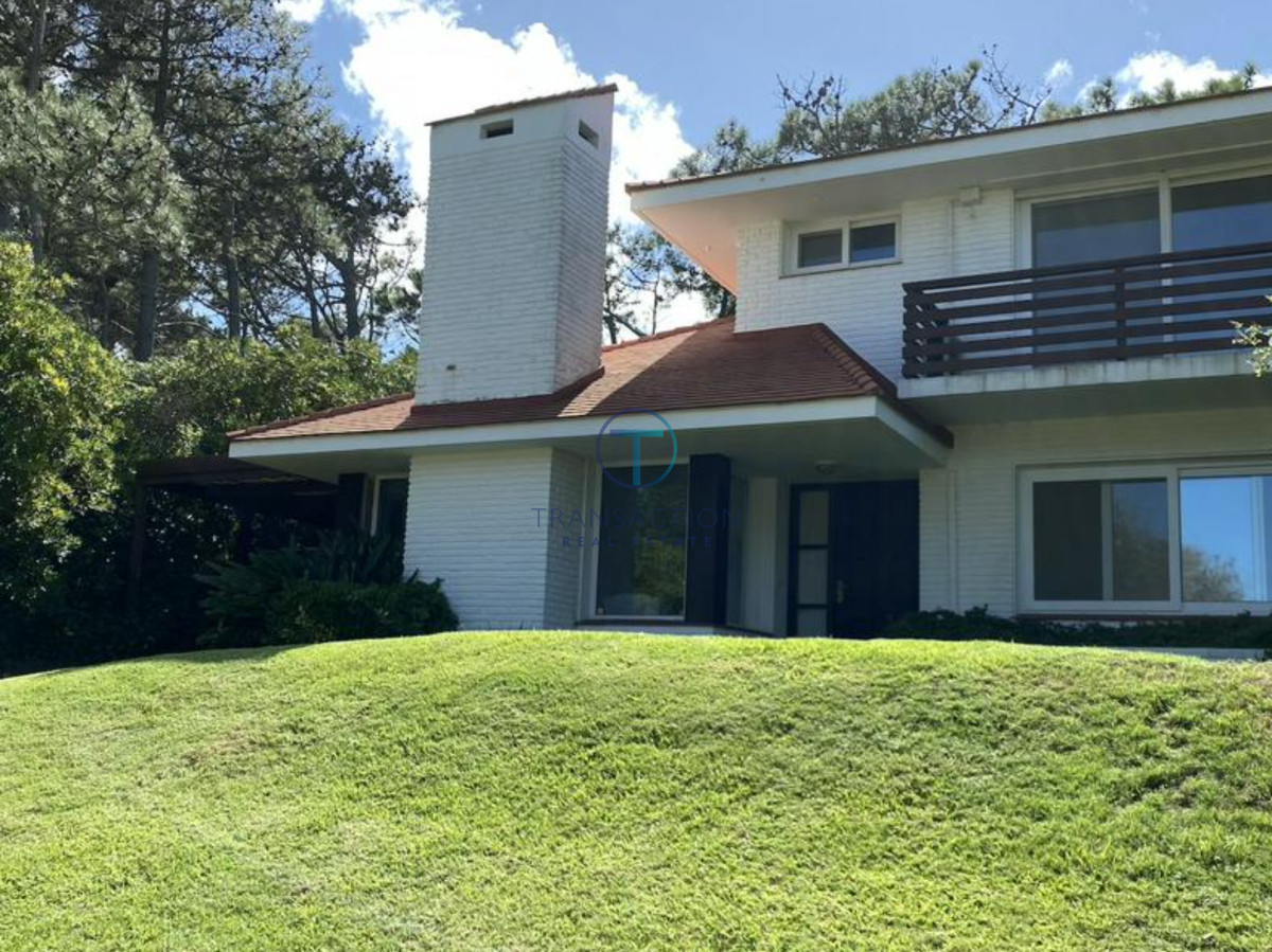 Casa ID.1440/Venta-3-dormitorios,,Casa-Pueblo-Mio-,-Manantiales - Casa de dos Plantas a la Venta en Rincón del Indio, Punta del Este