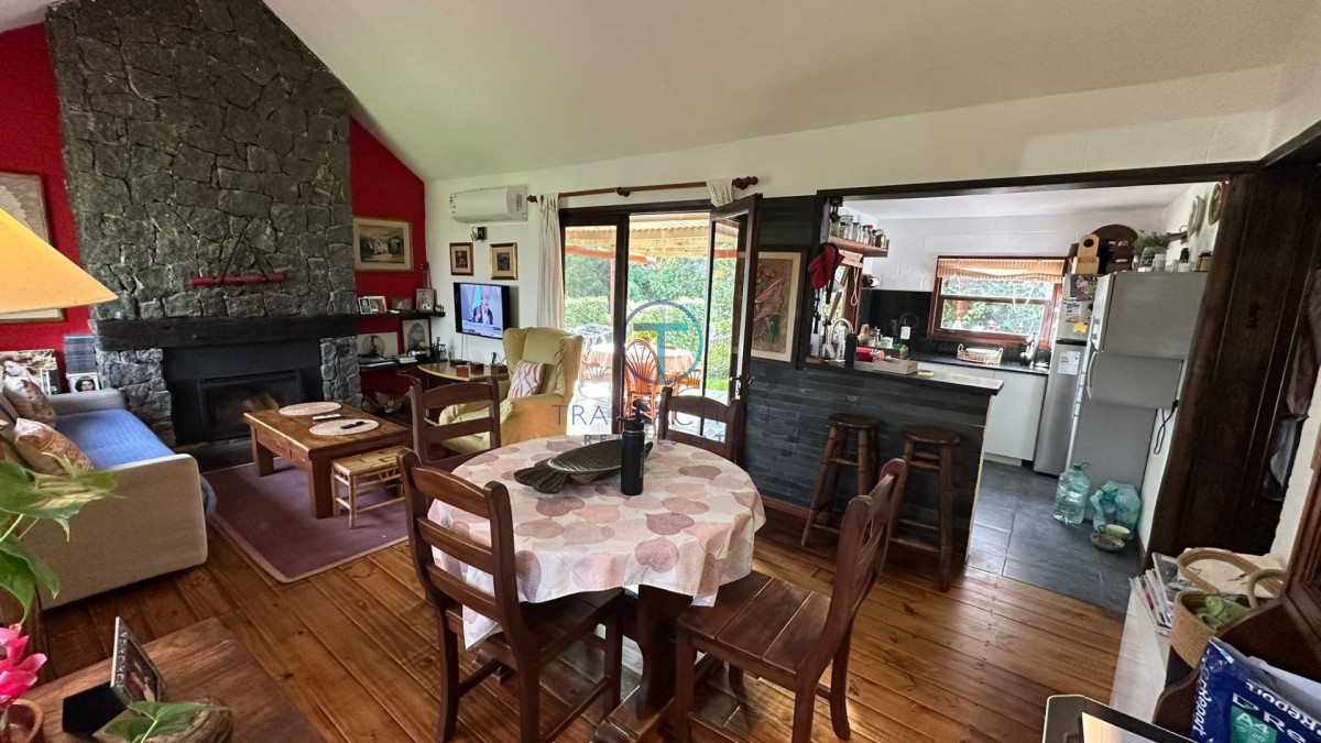 Casa ID.1638/ - Se venden Casas en el Tesoro