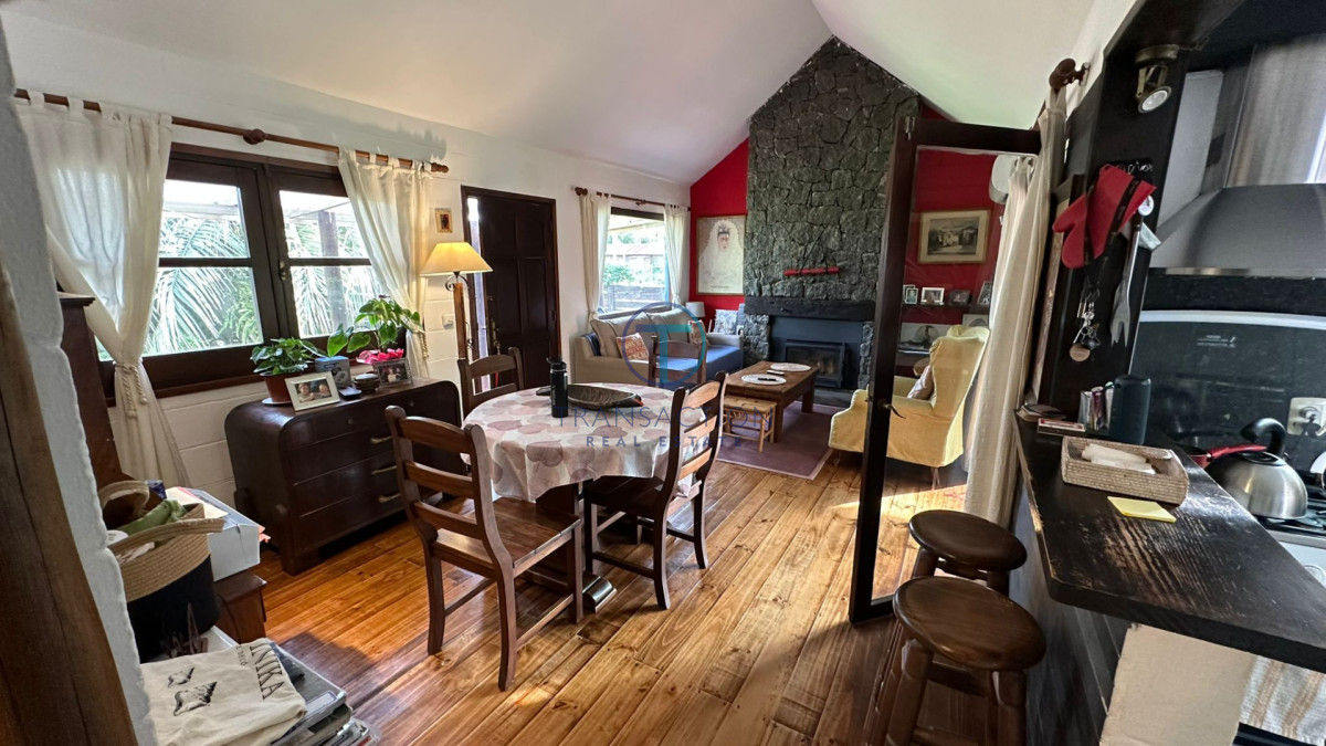 Casa ID.1638/ - Se venden Casas en el Tesoro