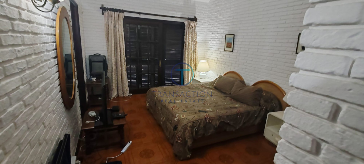 Casa ID.1389/Chacra-de-3-Hectáreas-a-La-Venta-en-La-Barra,-Punta-del-Este- - Gran casa a la venta ,Punta del Este, parada de la playa mansa