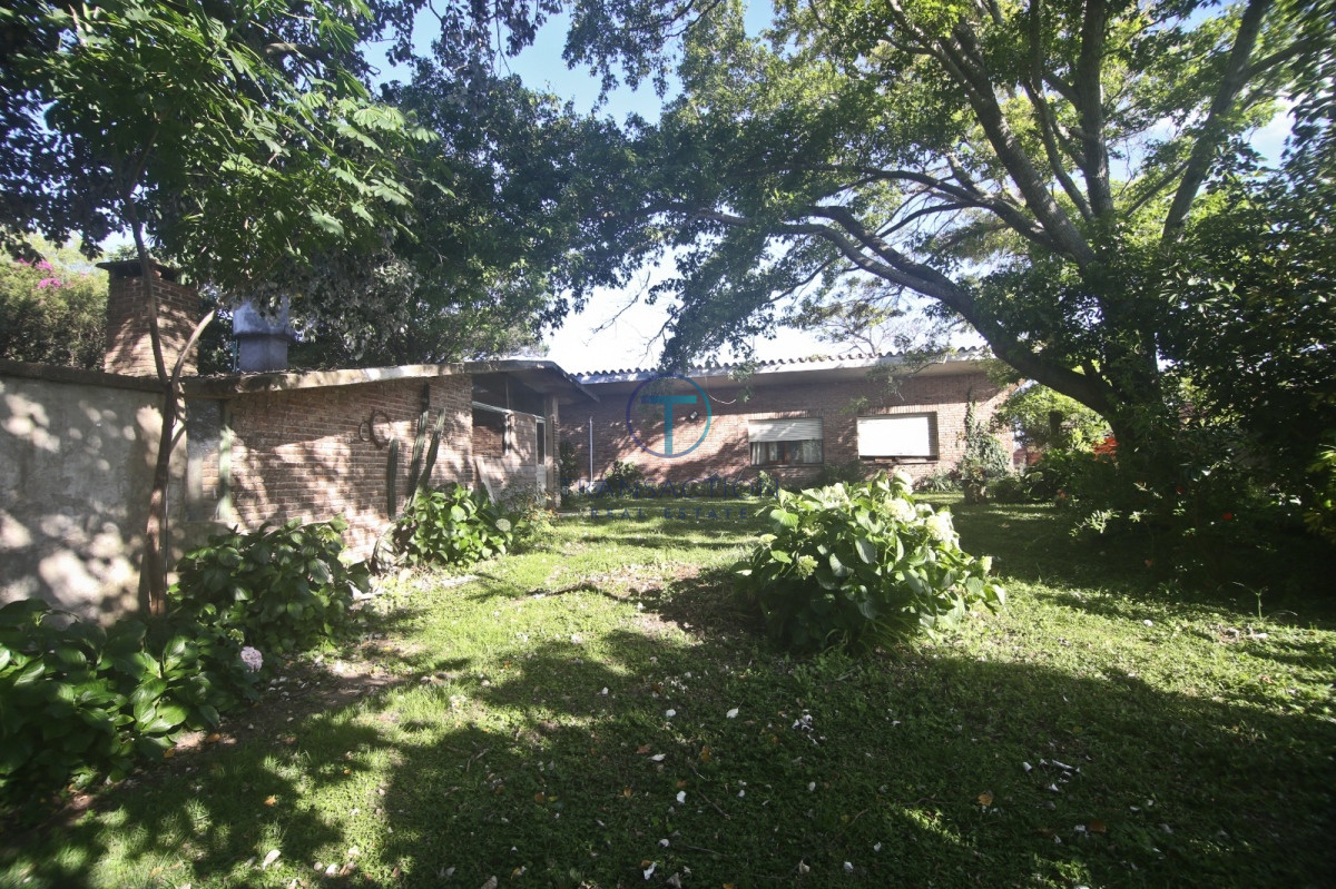 Casa ID.800/Casa-A-La-Venta-A-Estrenar-En-El-Chorro,-Punta-del-Este - Venta - Casa de 3 dormitorios - Playa Mansa