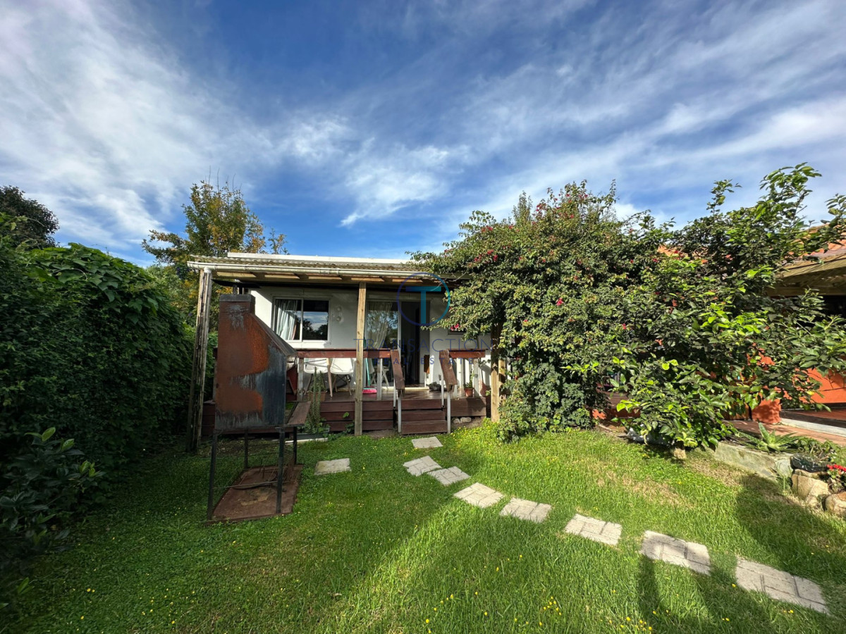 Casa ID.1638/ - Se venden Casas en el Tesoro