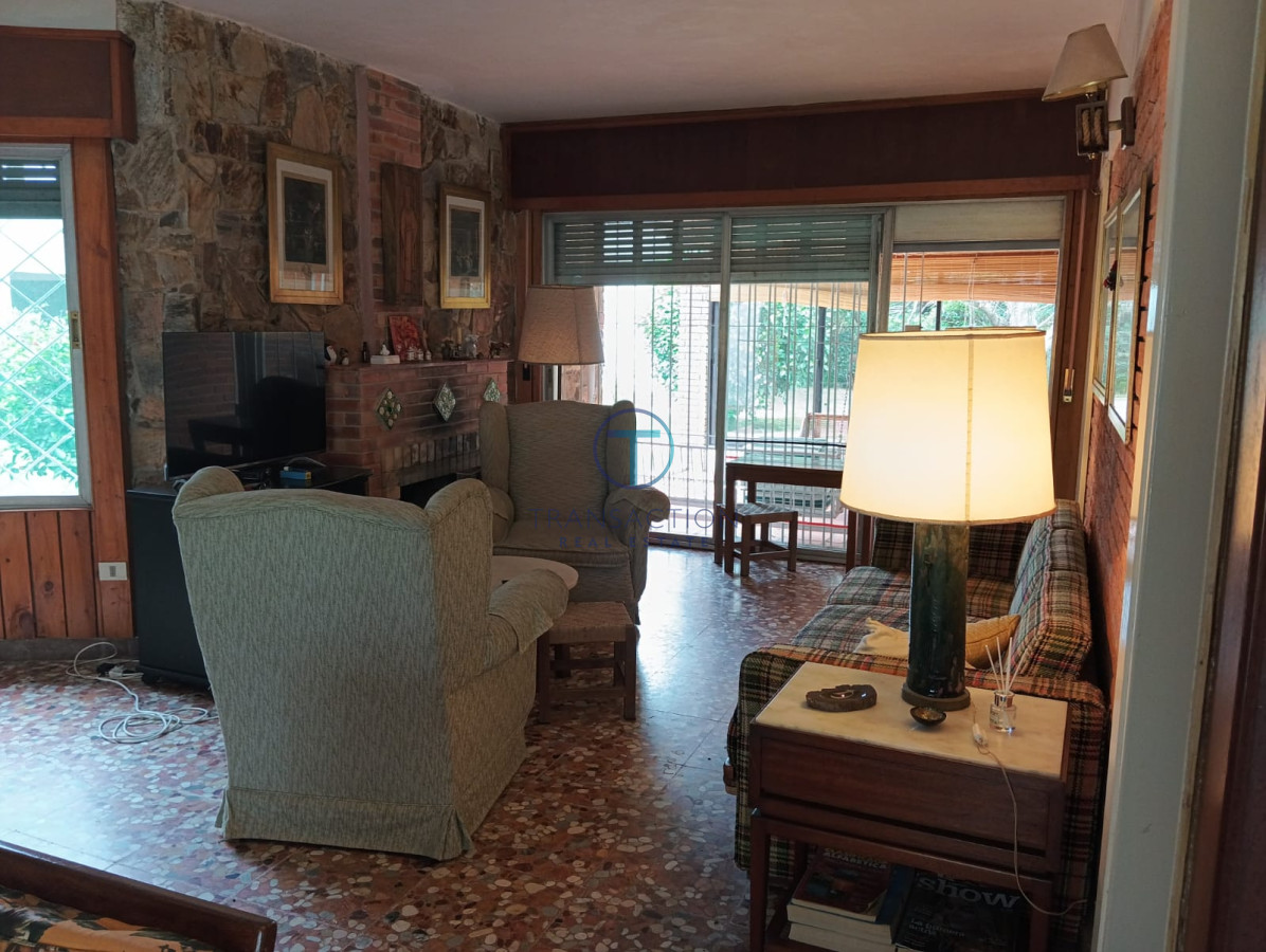 Casa ID.1485/Alquiler-temporario,-casa-4-dormitorios - Casa en Punta del Este, 