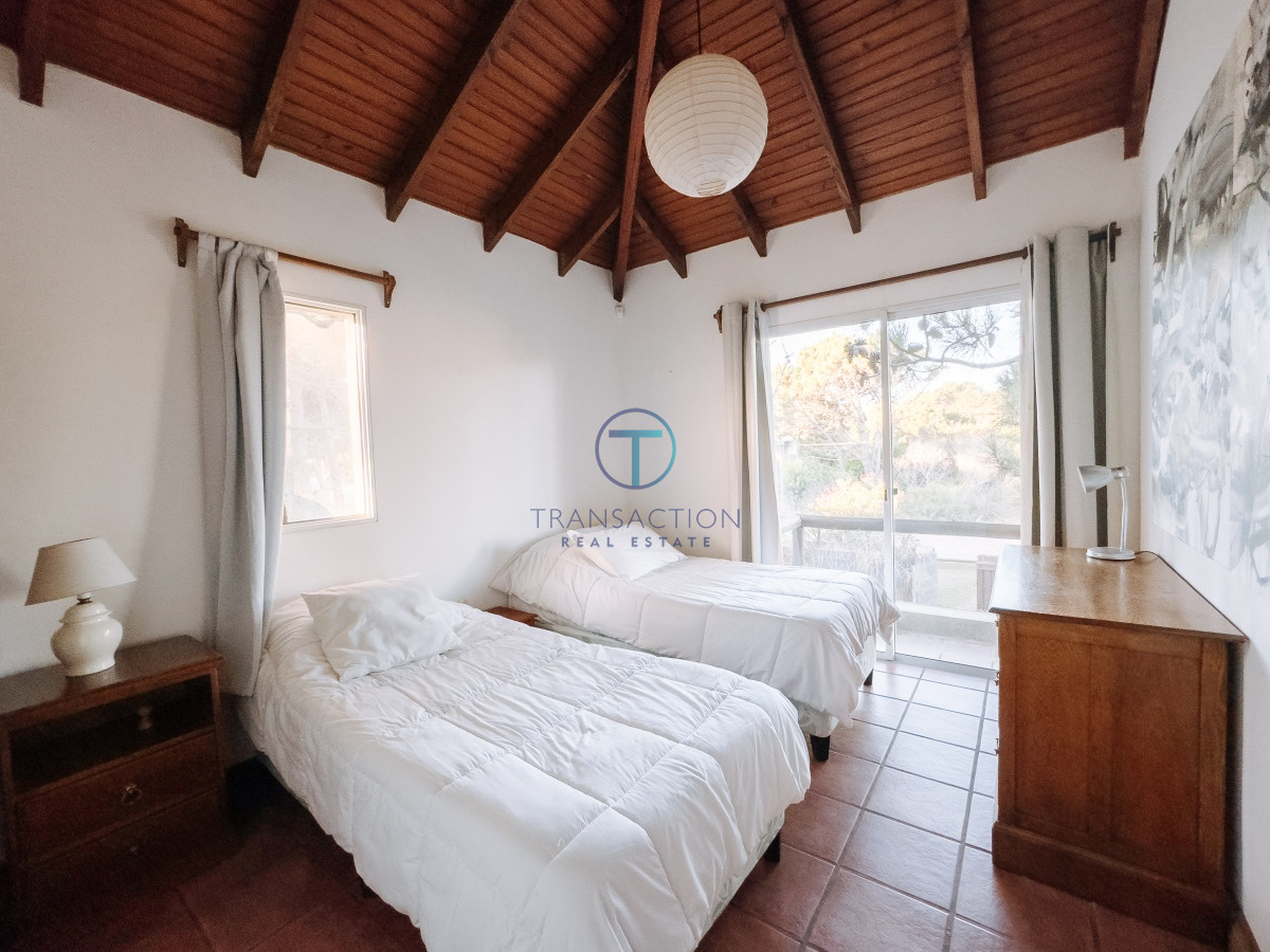 Casa ID.1054/  - Venta - Casa Celear - Arenas de Jose Ignacio 