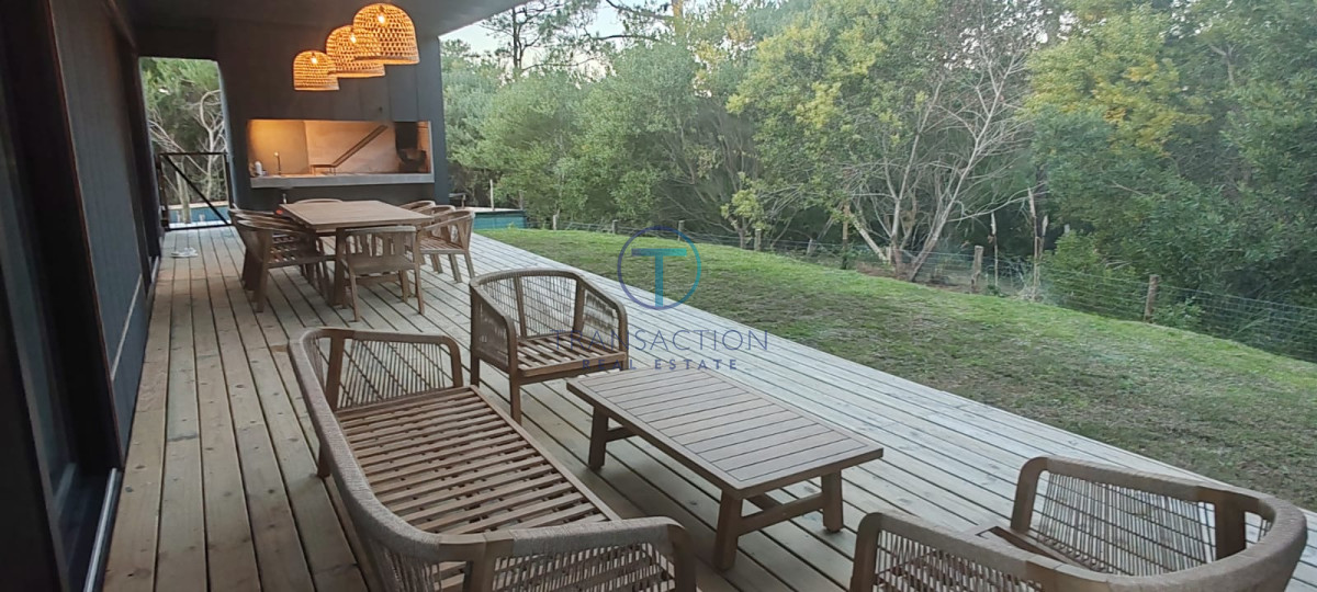 Casa ID.1498/  - Casa en La Barra, Montoya
