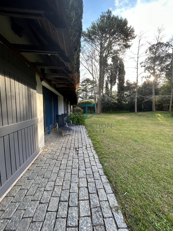 Casa ID.1328/Casa-a-estrenar--Pinar-del-Faro- - Casa a la Venta  En San Rafael, Punta del Este