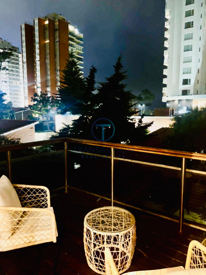 Casa ID.1231/Venta-3-dormitorios,,Casa-Pueblo-Mio-,-Manantiales - La mansa - Punta del este 