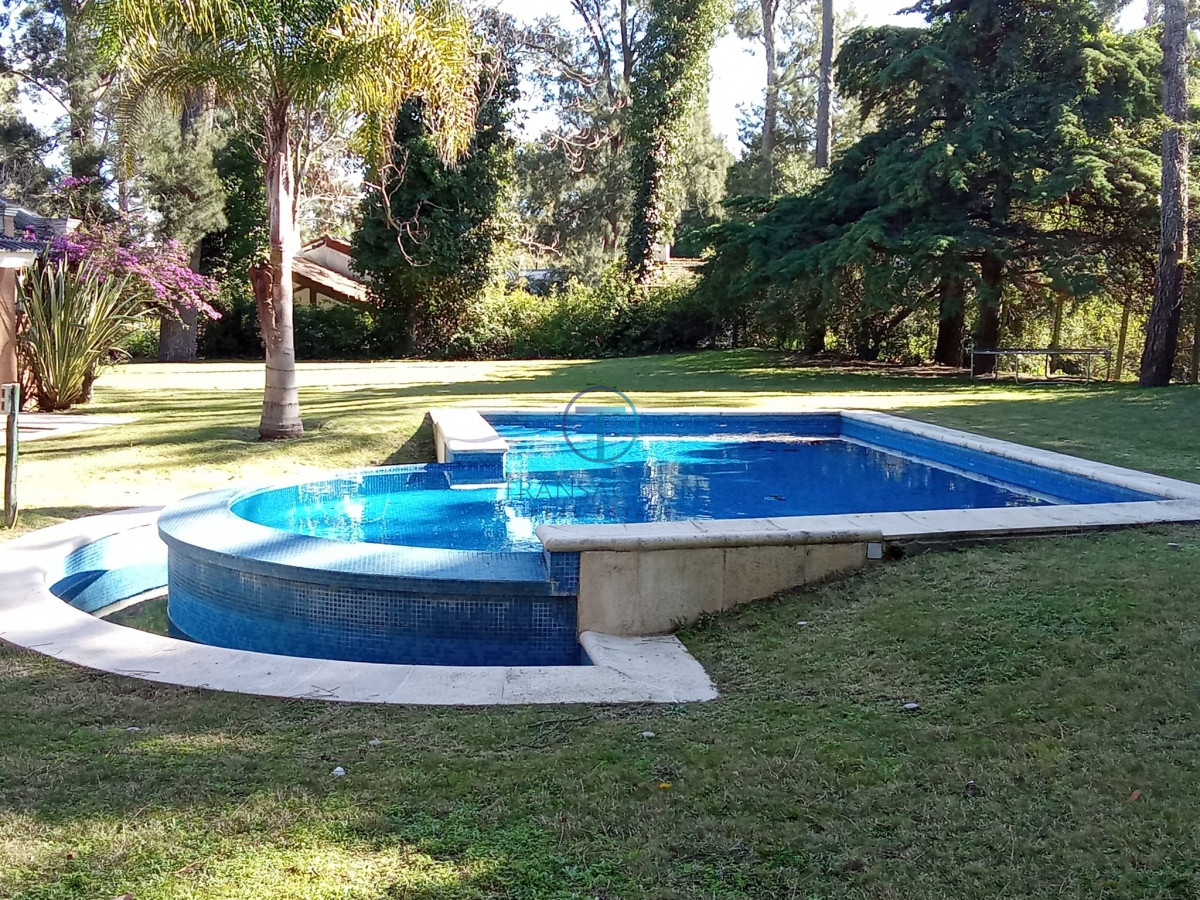 Casa ID.412/Venta-casa-en-la-Barra,-Punta-del-este - Casa en Punta del Este, San Rafael