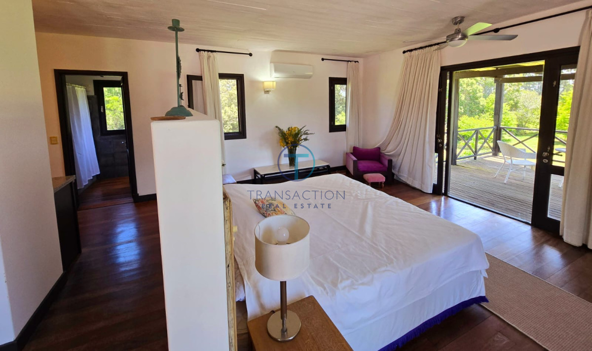 Casa ID.1143/Casa-a-la-Venta-En-San-Rafael,-Punta-del-Este - Chacra de 3 Hectáreas a La Venta en La Barra, Punta del Este 
