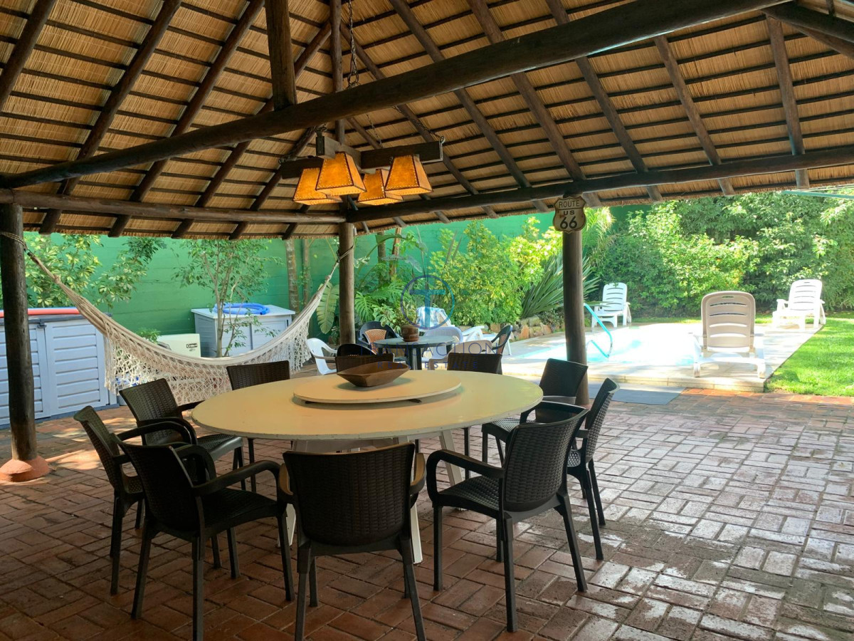 Casa ID.1129/  - VENTA - CASA EN LA MANSA 