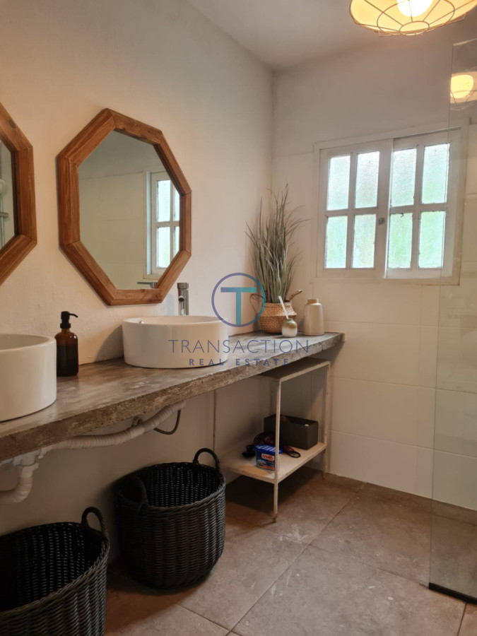 Casa ID.1703/Casa-A-La-Venta-A-Estrenar-En-El-Chorro,-Punta-del-Este - Casa Blanca