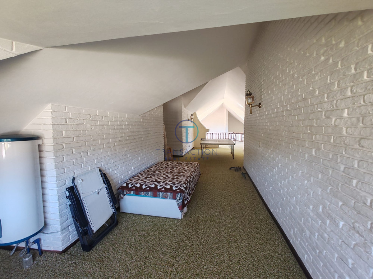 Casa ID.1389/Chacra-de-3-Hectáreas-a-La-Venta-en-La-Barra,-Punta-del-Este- - Gran casa a la venta ,Punta del Este, parada de la playa mansa