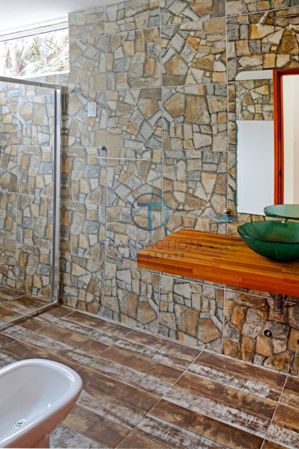 Casa ID.1692/Casa-a-la-Venta-en-Balneario-Buenos-Aires - Casa en venta en Marly - 3 dormitorios