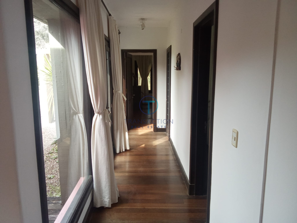 Casa ID.1143/Casa-a-la-Venta-En-San-Rafael,-Punta-del-Este - Chacra de 3 Hectáreas a La Venta en La Barra, Punta del Este 