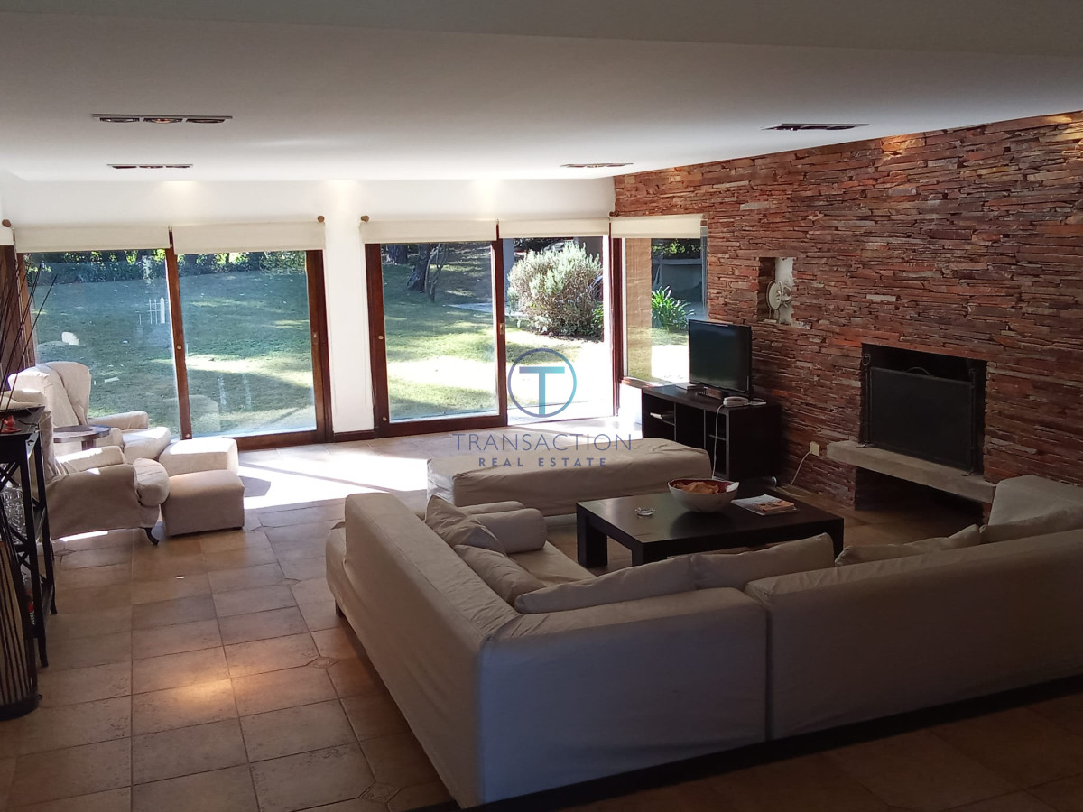 Casa ID.412/Venta-casa-en-la-Barra,-Punta-del-este - Casa en Punta del Este, San Rafael