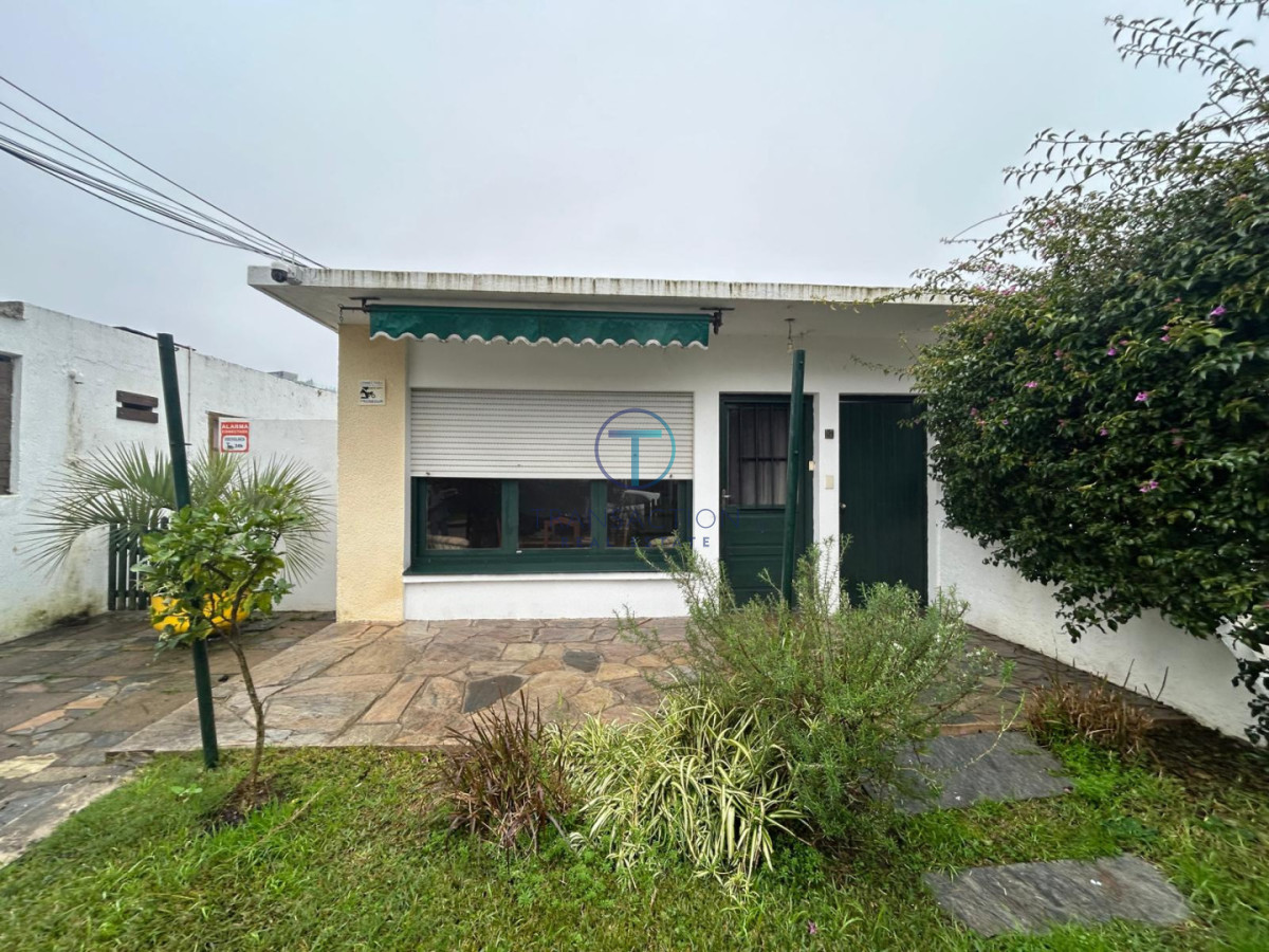 Casa ID.1702/ - Casa en alquiler anual en Parada 5 - 1 dormitorio + dependencia