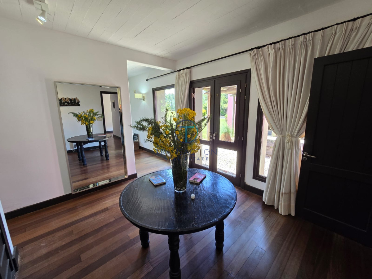 Casa ID.1143/Casa-a-la-Venta-En-San-Rafael,-Punta-del-Este - Chacra de 3 Hectáreas a La Venta en La Barra, Punta del Este 