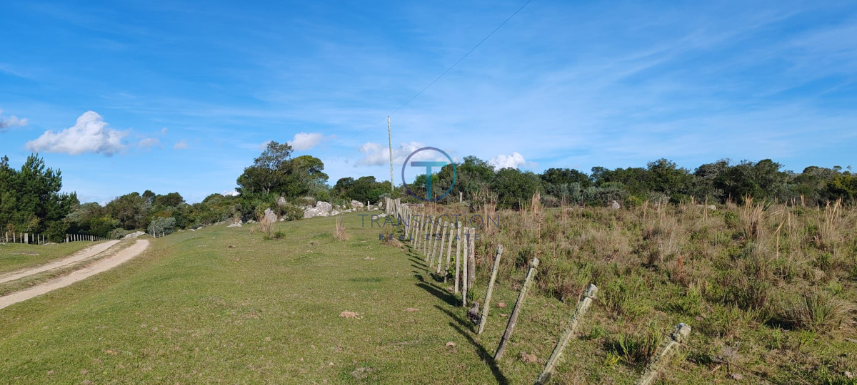 Campo Ref.1465/Campo-a-15-minutos-del-Pueblo-Garzon - Campo Garzón