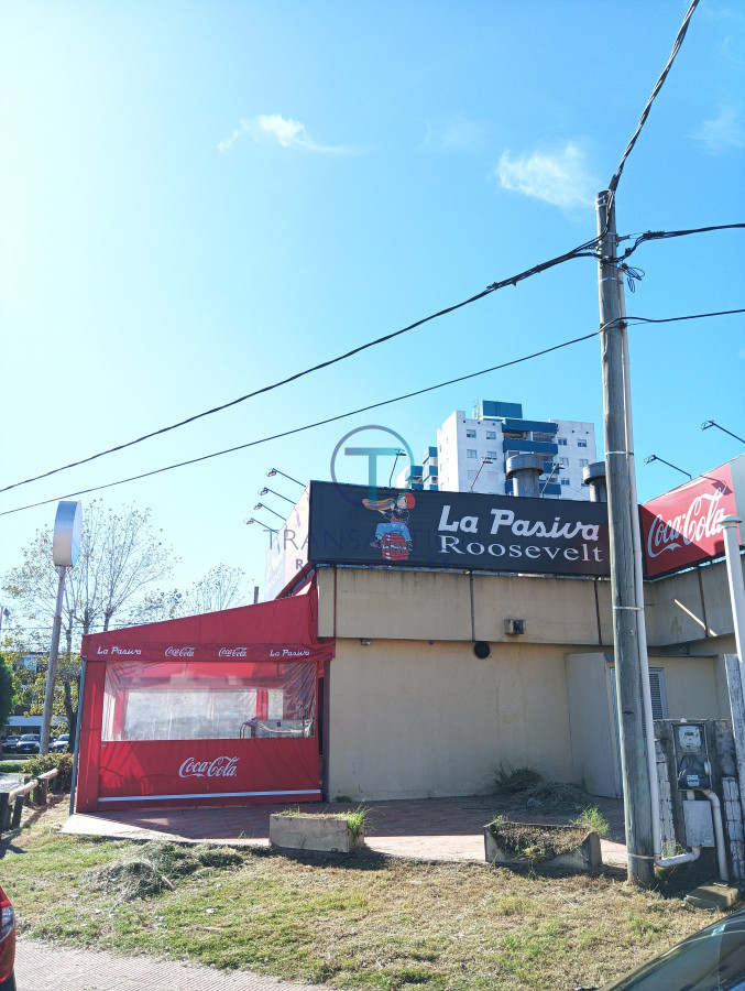 Local Comercial ID.1419/local-comercial-en-centro-de-Maldonado - Local comercial con terreno esquina ROOSEVELT