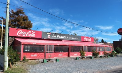 Local comercial con terreno esquina ROOSEVELT