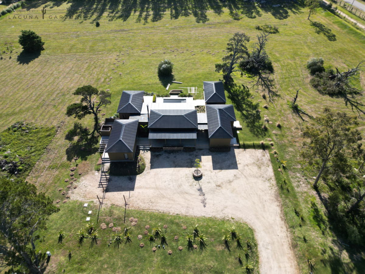 Casa ID.86 - Casa en venta Puerto Quetzal La Barra Punta del Este