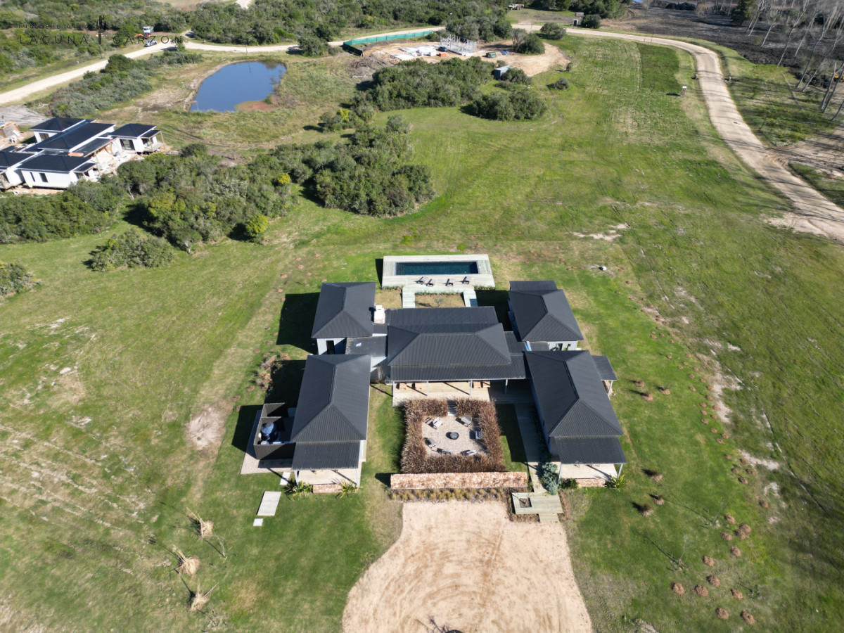 Casa ID.84 - Casa en venta Puerto Quetzal La Barra Punta del Este