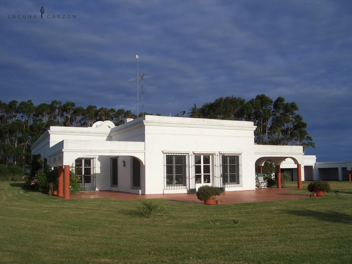Campo Ref.82 - Campo Exclusivo sobre Laguna de Rocha con Vista al Océano Atlántico