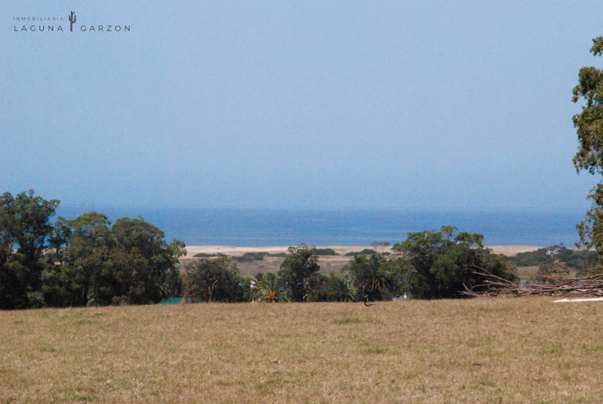 Campo Ref.82 - Campo Exclusivo sobre Laguna de Rocha con Vista al Océano Atlántico