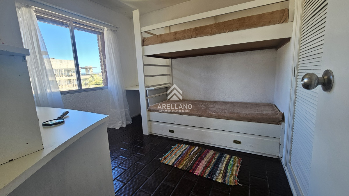 Apartamento ID.4420 - Edifico bajo a metros del puerto
