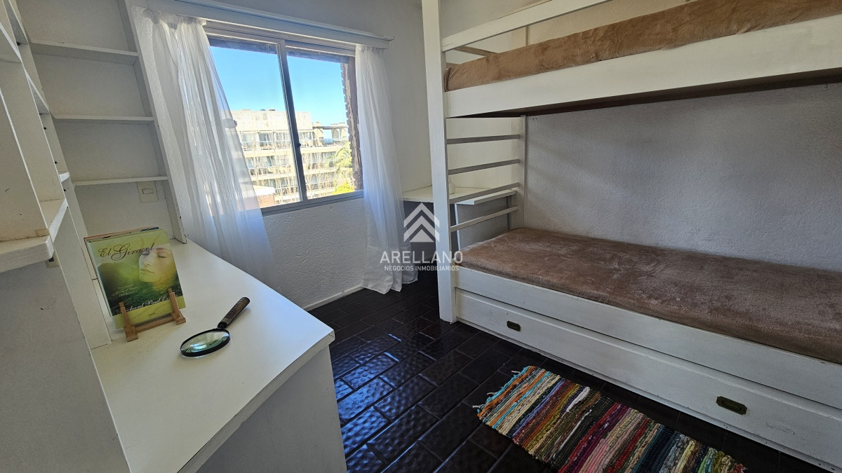 Apartamento ID.4420 - Edifico bajo a metros del puerto
