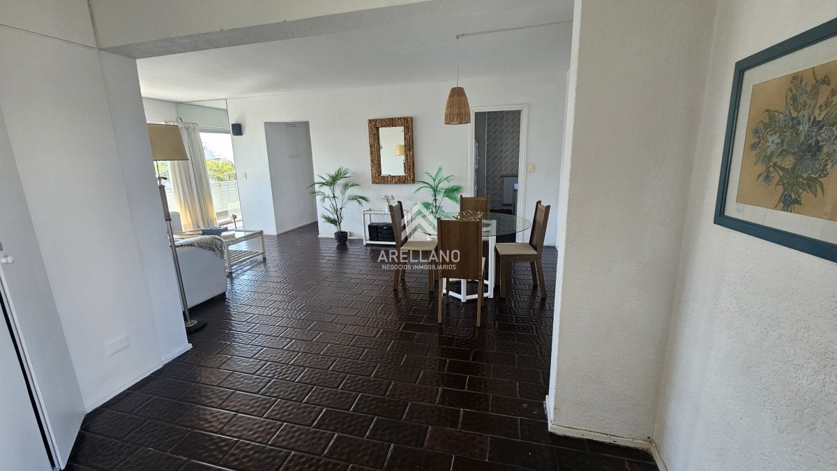 Apartamento ID.4420 - Edifico bajo a metros del puerto