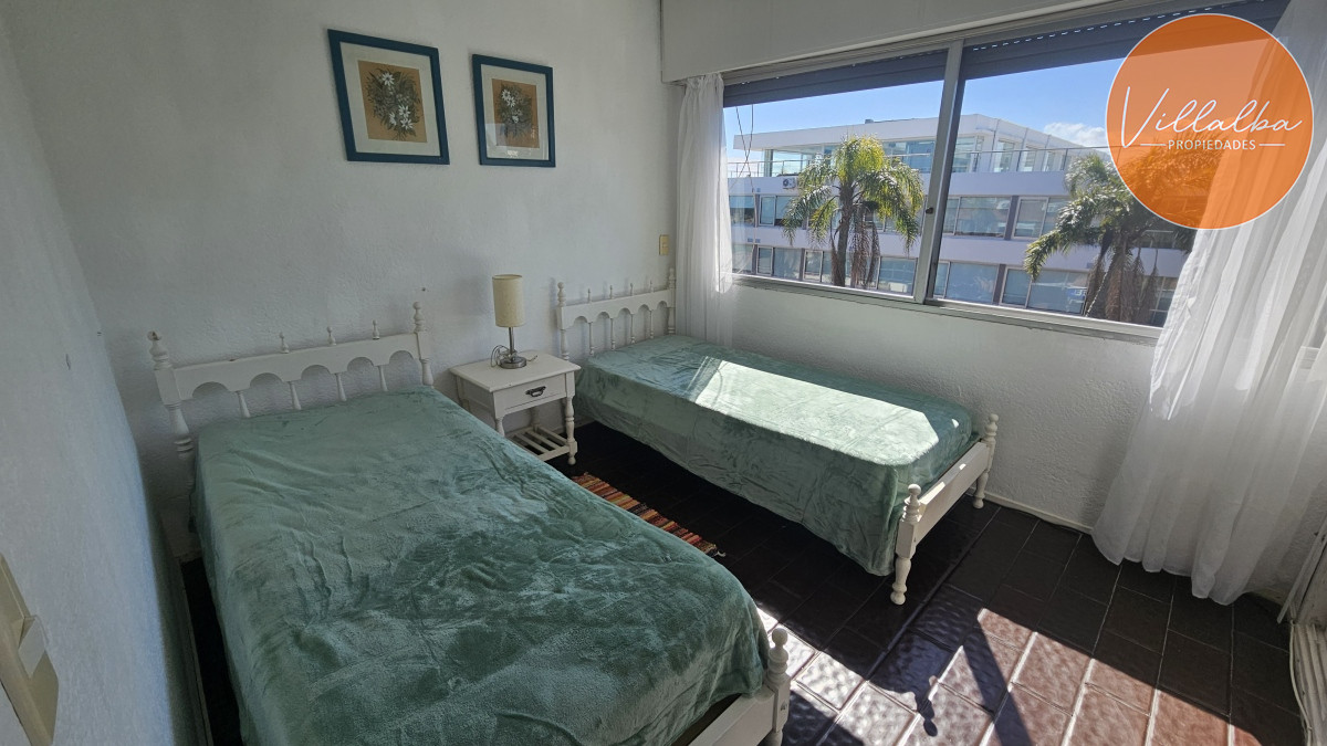 Apartamento ID.3330 - Edifico bajo a metros del puerto