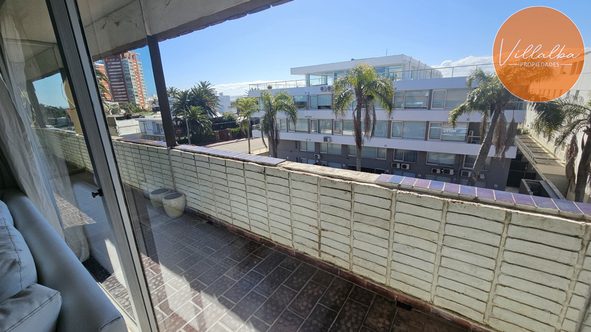 Apartamento ID.3330 - Edifico bajo a metros del puerto