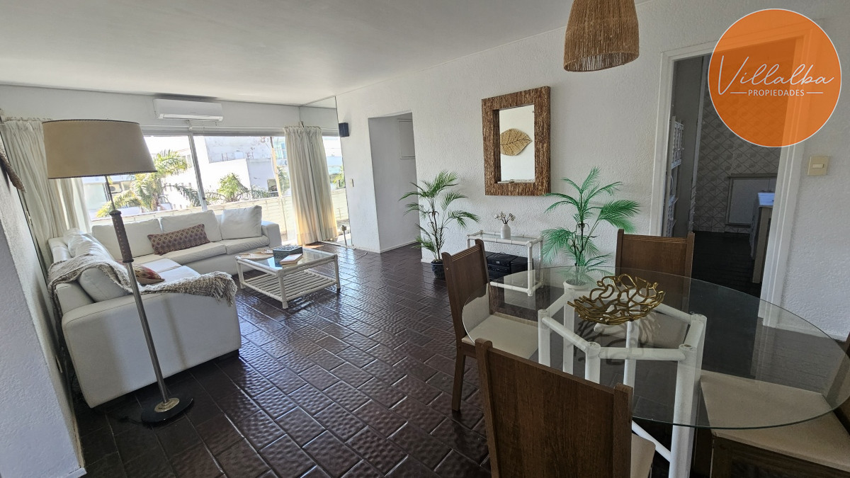 Apartamento ID.3330 - Edifico bajo a metros del puerto