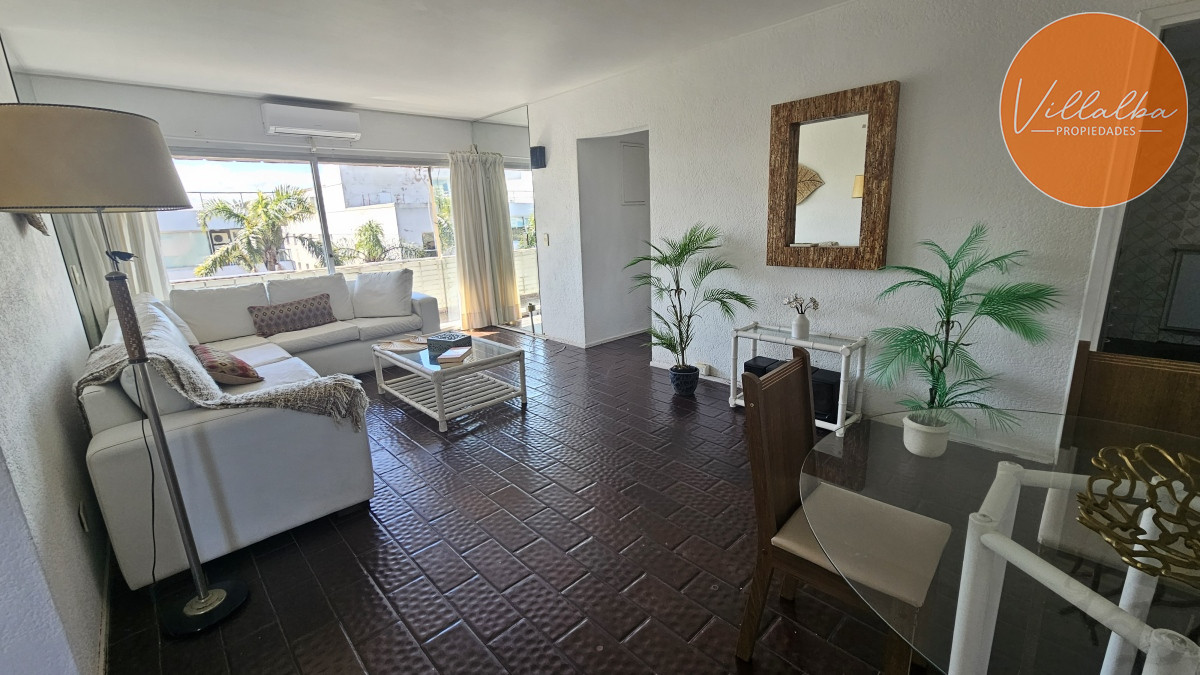 Apartamento ID.3330 - Edifico bajo a metros del puerto