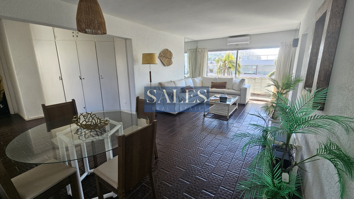 Apartamento ID.930 - Apartamento en venta Península Punta del Este 3 dormitorios